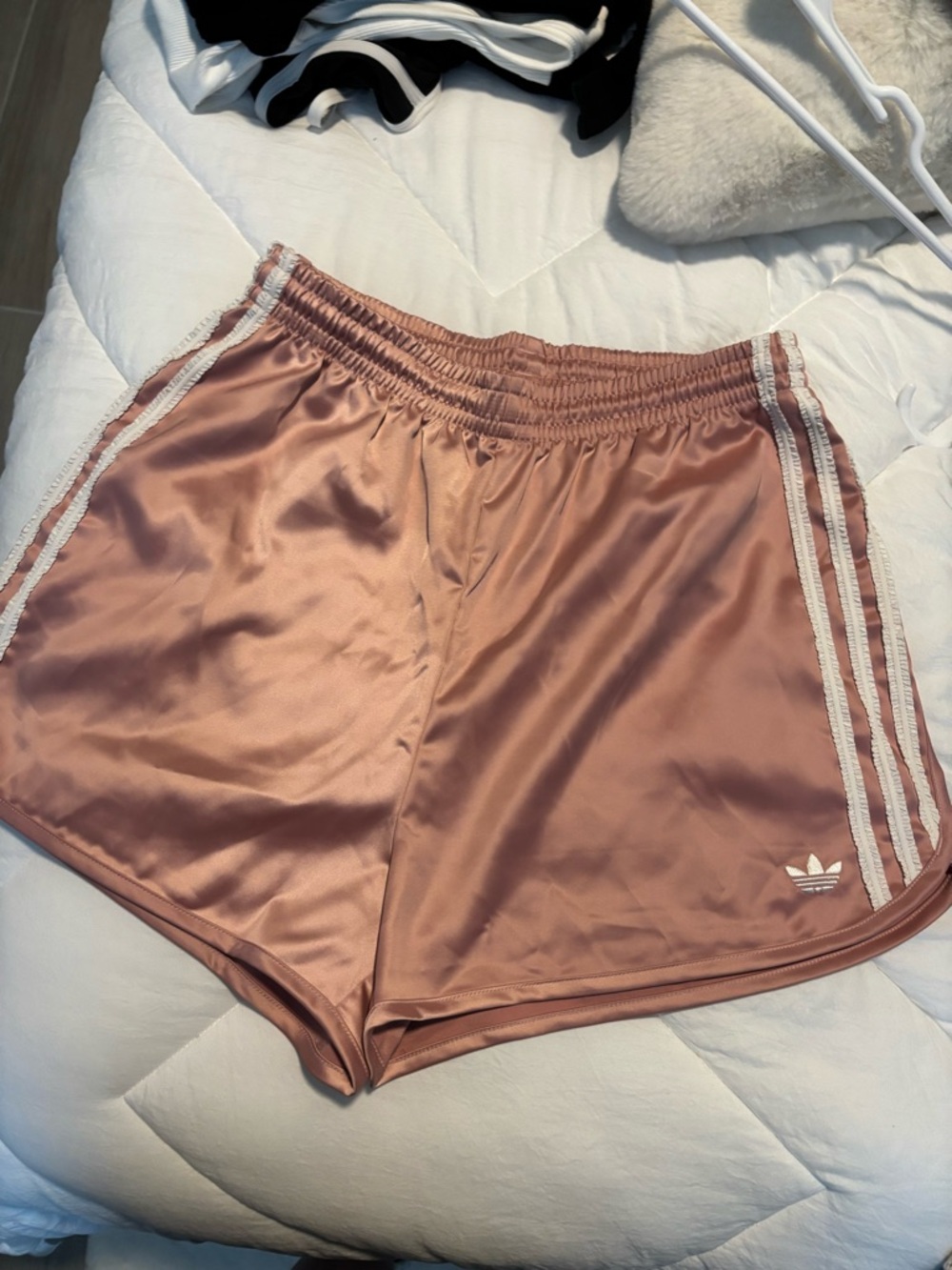 adidas Originals Women's Satin Ruffle 3-Stripes Shorts - NWOT - Picture 2 of 6